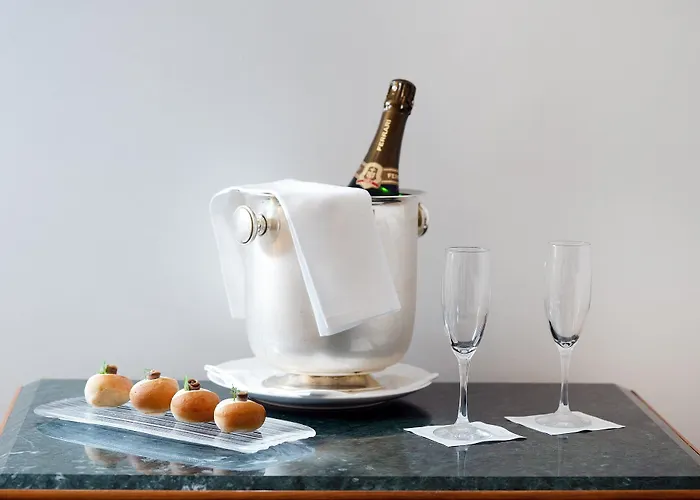 Hotel Aldrovandi Borghese 5*