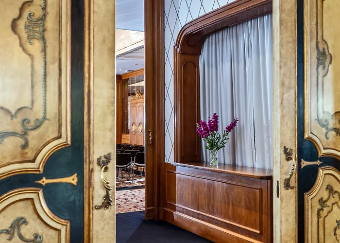 Otel Aldrovandi Borghese 5*