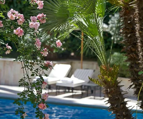 Otel Aldrovandi Borghese 5*