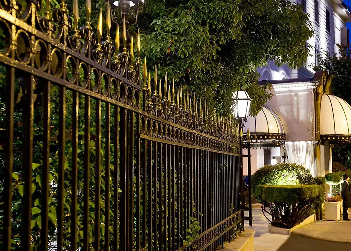 Hotel Aldrovandi Borghese 5*